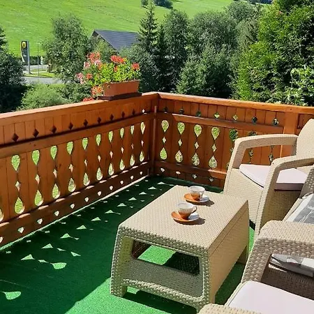 Pod Belianskymi Tatrami